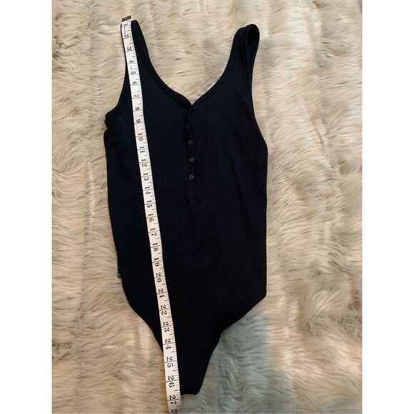 Abercrombie snap down ribbed black bodysuit medium - Picture 5 of 6